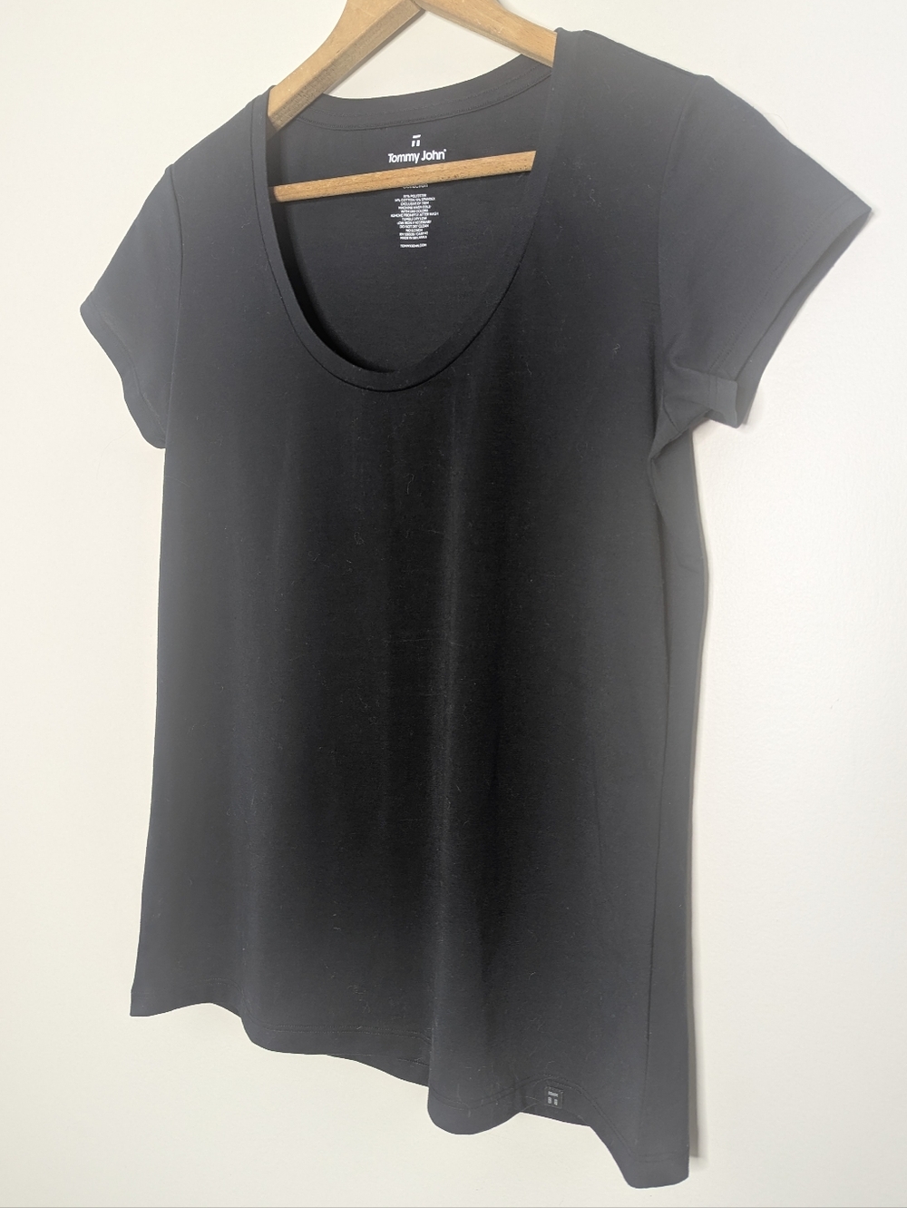Tommy John Go Anywhere Collection Black T-Shirt Women's XS